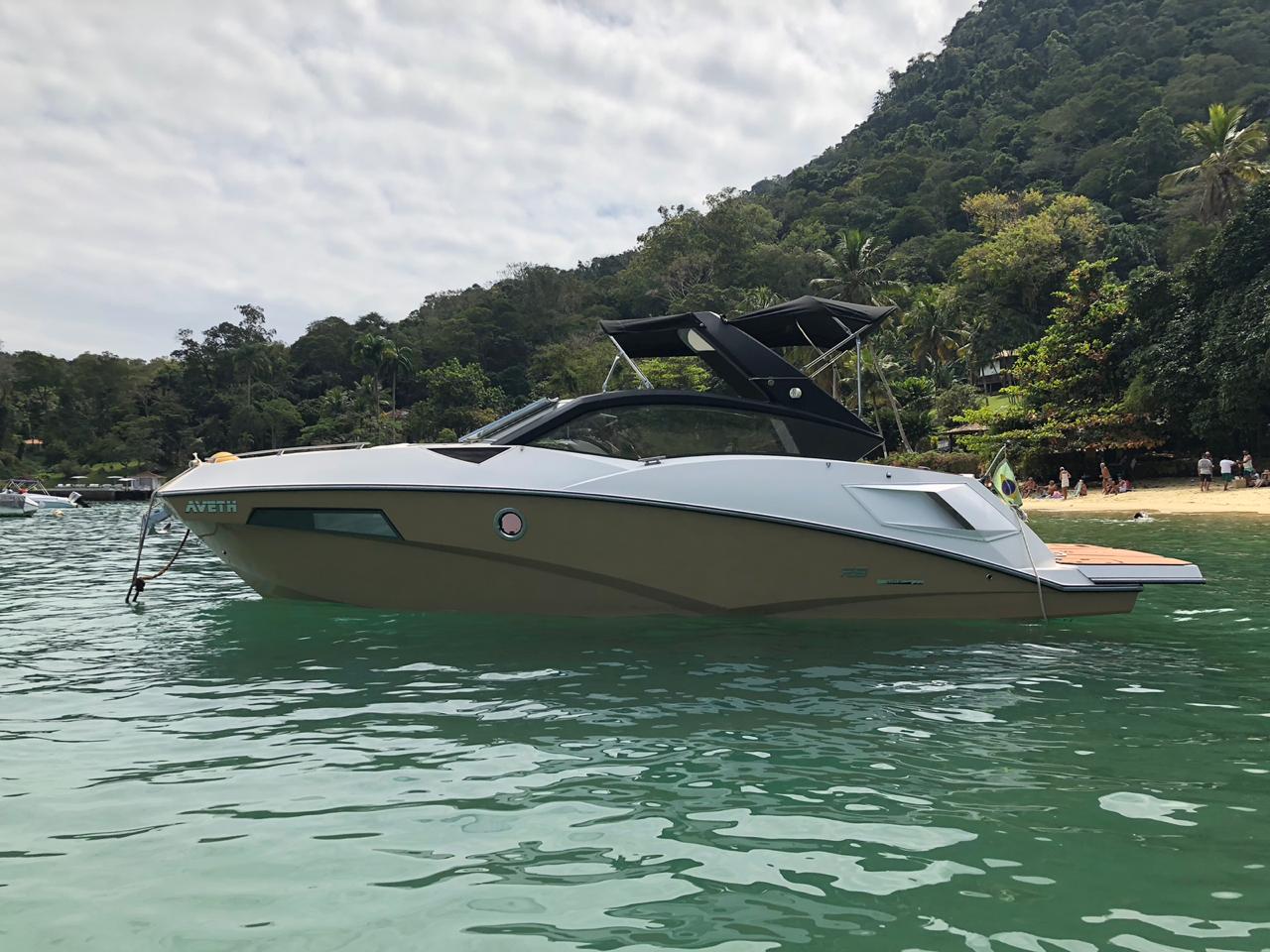 Lanchas até 30 pés